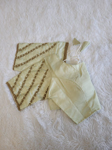 BEAUTIFUL GOLDEN HANDCRAFT BLOOMIMG SILK IN TEA GREEN