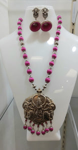 Accessories - Necklace