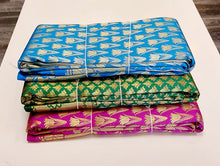 Load image into Gallery viewer, KANJIVARAM SILK SAREE
